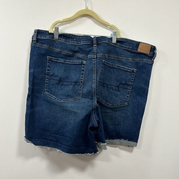 American Eagle Size 22 Jean Short - Picture 2 of 2